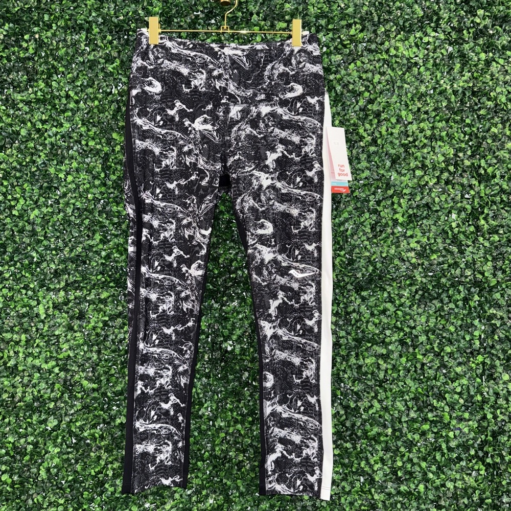 NWT Womens Saucony Running Tight, Size Medium